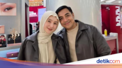 Momen Indri Giana, Istri Ustaz Riza yang Kegemaran Masak dan Belanja Di Pasar