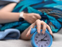 Lebih Nyenyak Mana, Tidur Di Tempat Terang atau Gelap? Ini Kata Praktisi Medis Saraf
