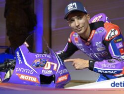 4 Momen Kulineran Pembalap MotoGP Di Lombok, Ada yang Jualan Jagung!