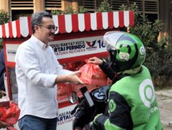 Hadir Di Di Kelompok, Partai Perindo Gelar Unjuk Rasa Berbagi Ke Peringatan HUT Di-12