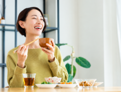 Suka Konsumsi Tinggi Lemak? Ini 5 Cara Bantu Jaga Kesejaganan Jantung