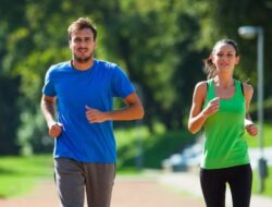 Kurang Gerak Bisa Picu Kerusakan, Jalan Kaki 7.000 Langkah Dari Sebab Itu Solusi Sederhana