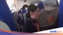 Paksa Pramugari Berlutut Minta Maaf, Penumpang Maskapai China Dilarang Terbang