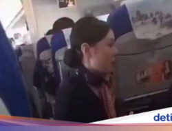 Paksa Pramugari Berlutut Minta Maaf, Penumpang Maskapai China Dilarang Terbang